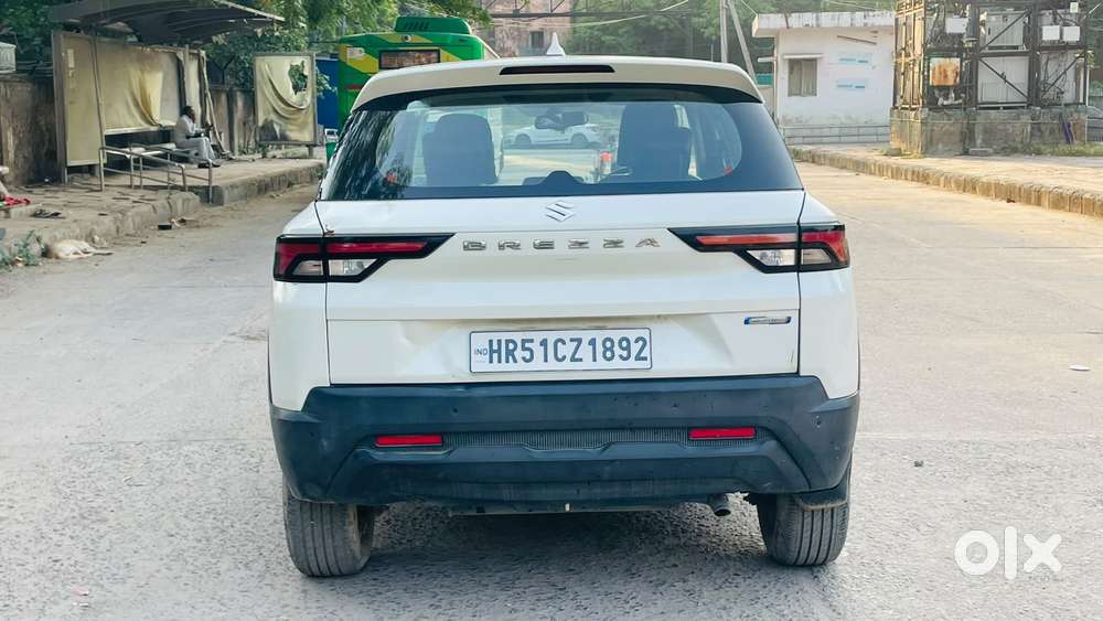 Maruti Suzuki Brezza 1.5 Vxi Smart Hybrid, 2022, Petrol