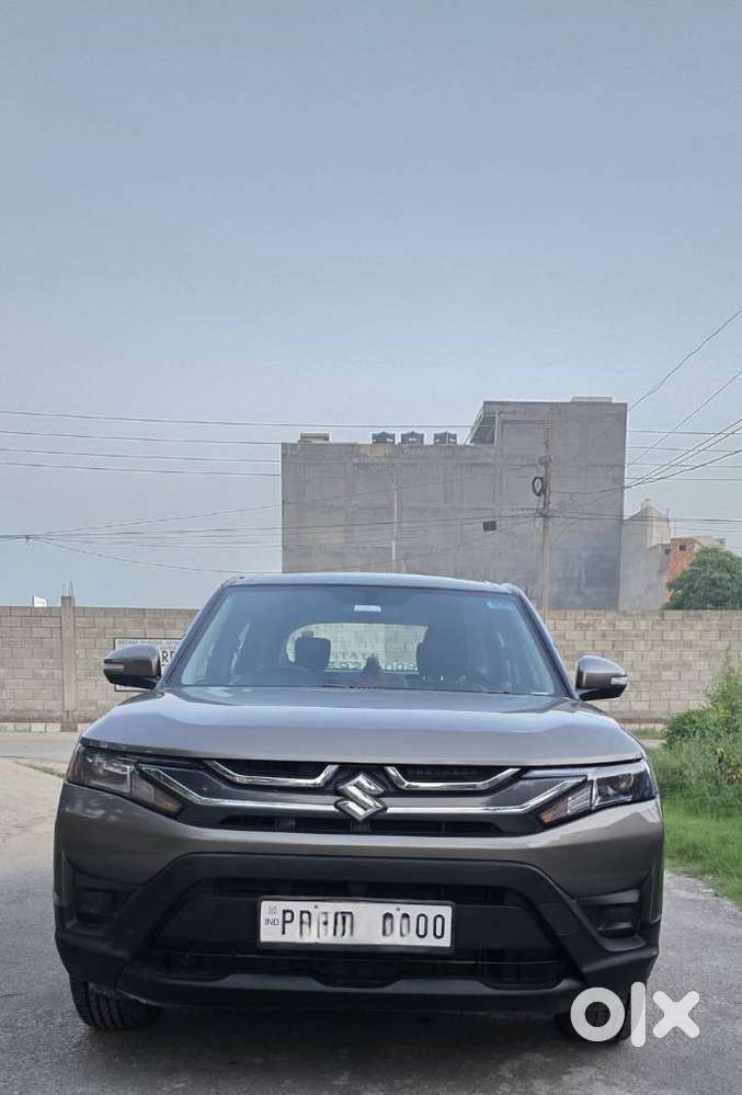 Maruti Suzuki Brezza 1.5 Vxi Smart Hybrid, 2024, Petrol