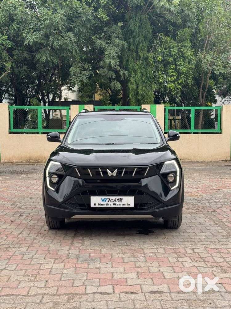 Mahindra Xuv 3xo Ax5 Ds Mt, 2025, Diesel