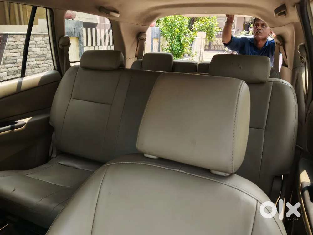 Toyota Innova 2013 Diesel Car