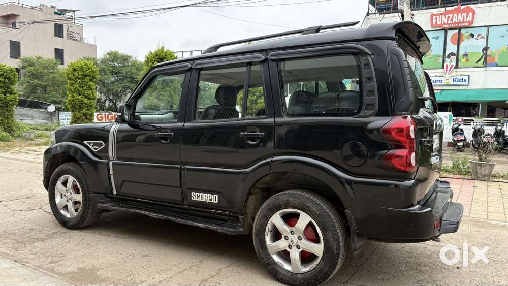Mahindra Scorpio Classic 2.2 S 11 Mt 7 Str, 2019, Diesel