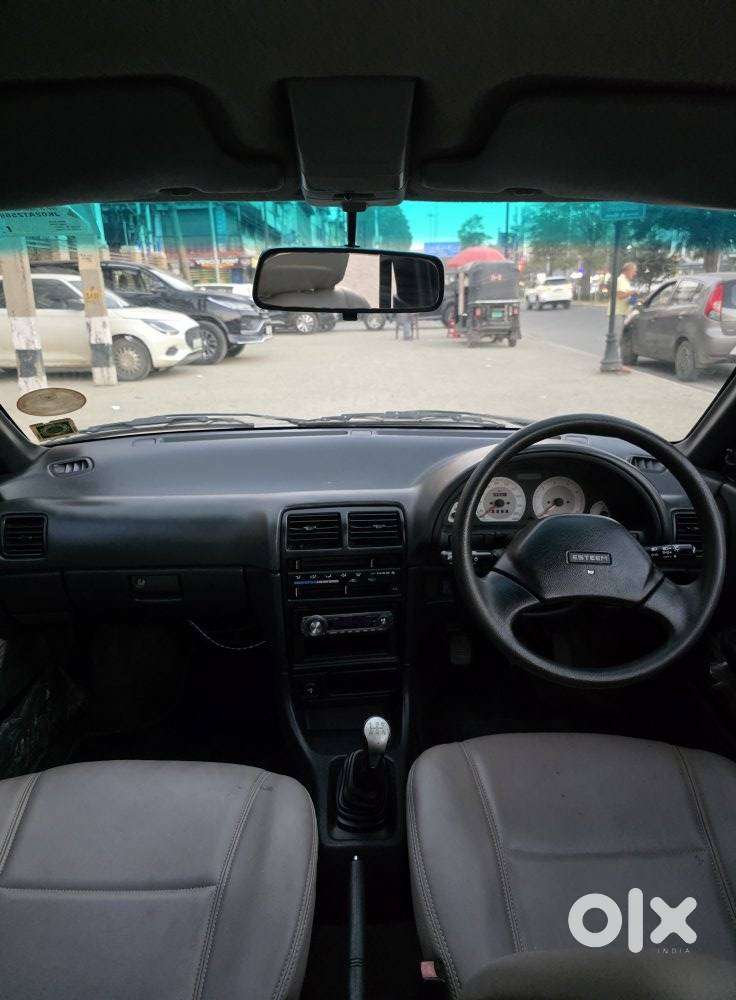 Maruti Suzuki Esteem Lxi - Bsiii, 2005, Petrol