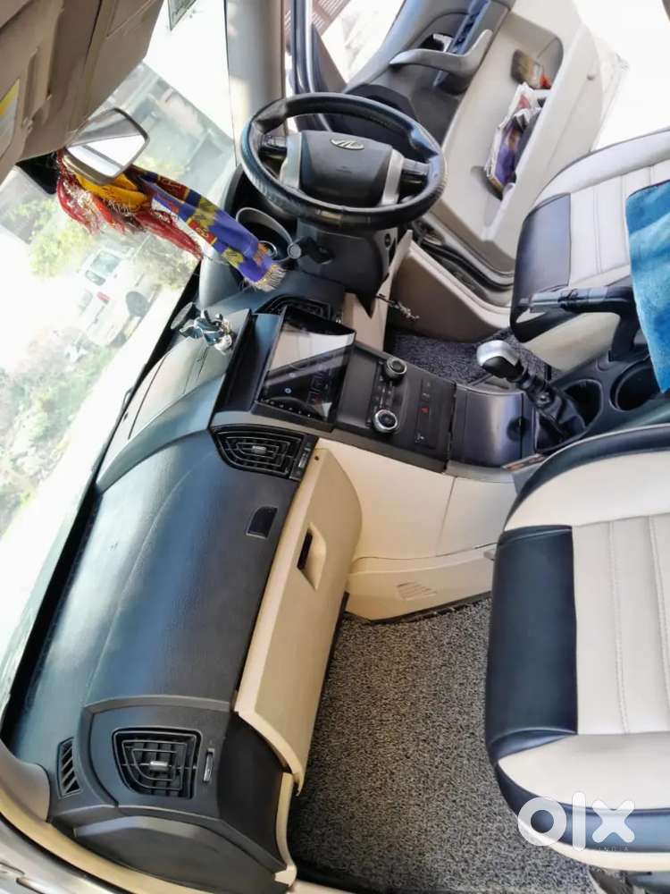 Mahindra Xuv500 2016 Diesel 142000 Km Driven