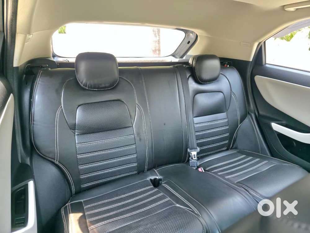 Tata Nexon Creative Plus 1.2 Revotron Petrol 6 Mt Dt, 2024, Petrol