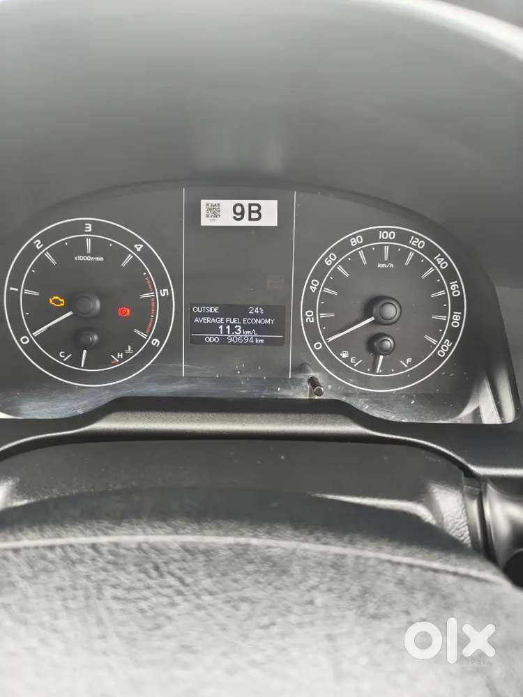 Toyota Innova Crysta Diesel Manual 2023 Variant