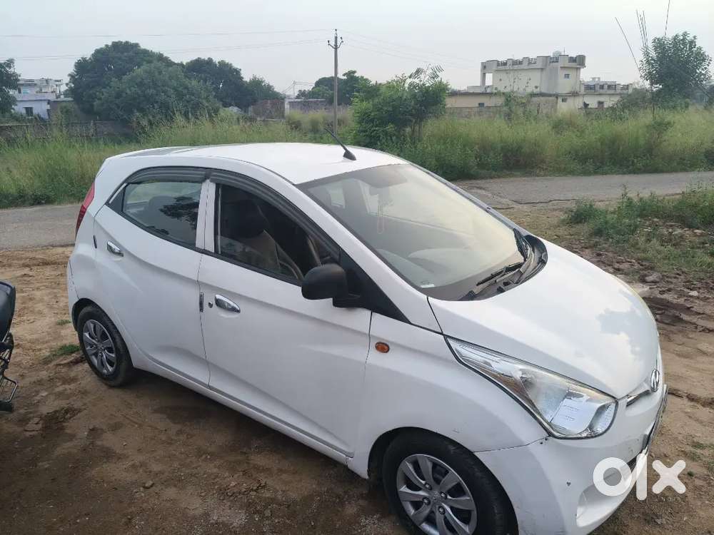 Hyundai Eon 2012 Petrol Well Maintained