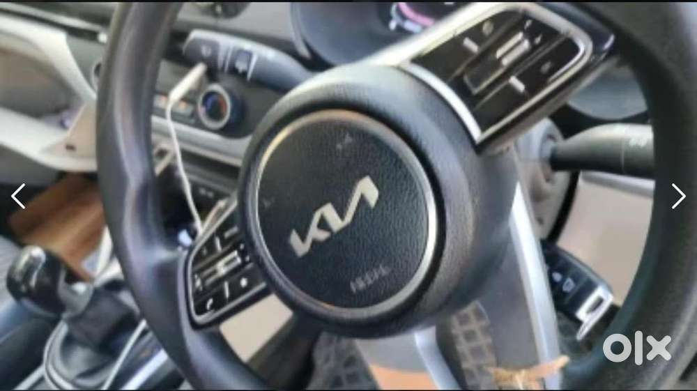 Single Hand Driven