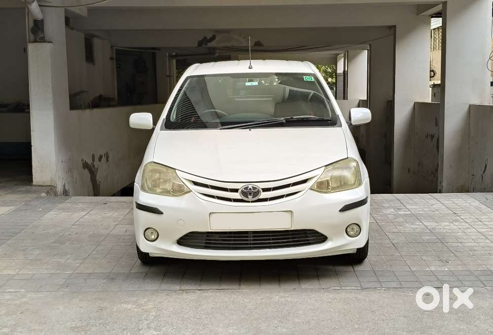 Toyota Etios Liva G Xclusive Edition, 2011, Petrol