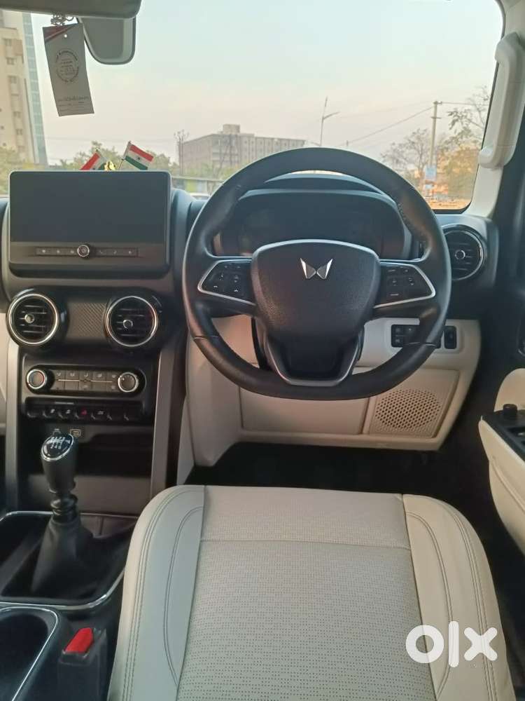 Mahindra Thar Roxx, 2024