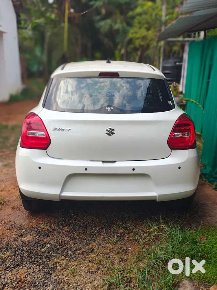 2019 Maruti Suzuki Swift Lxi  Single Owner  Company Maintained