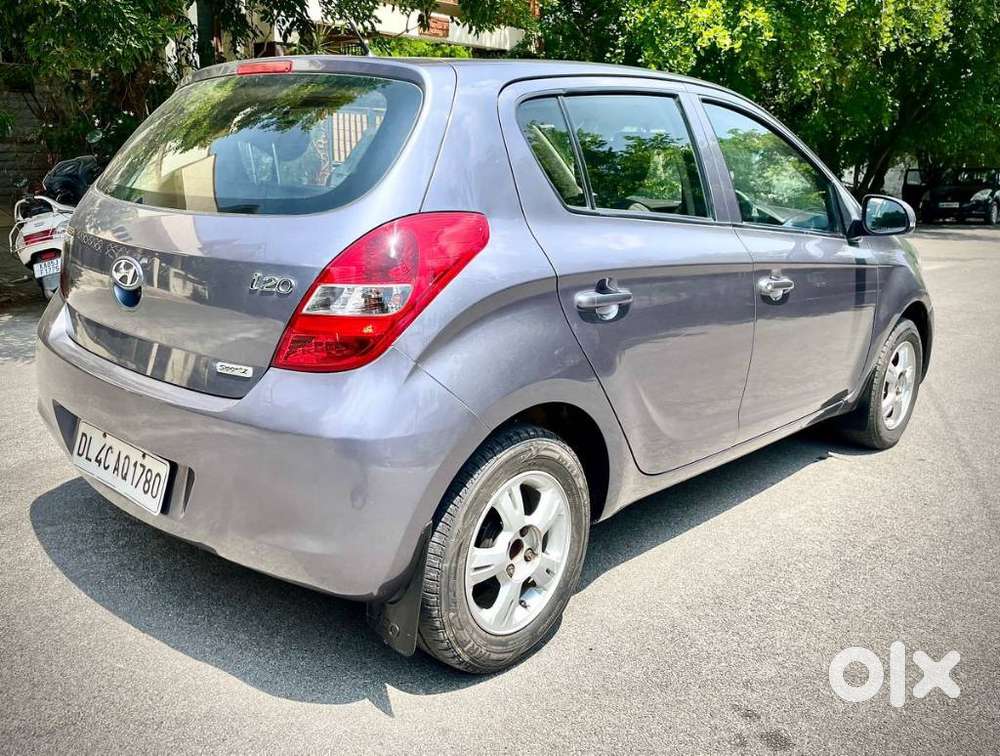 Hyundai I20 Sportz 1.2 Bs-iv, 2011, Petrol