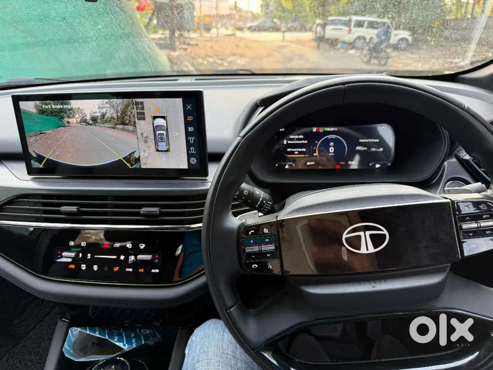 Tata Safari 2024 Diesel 11000 Km Driven