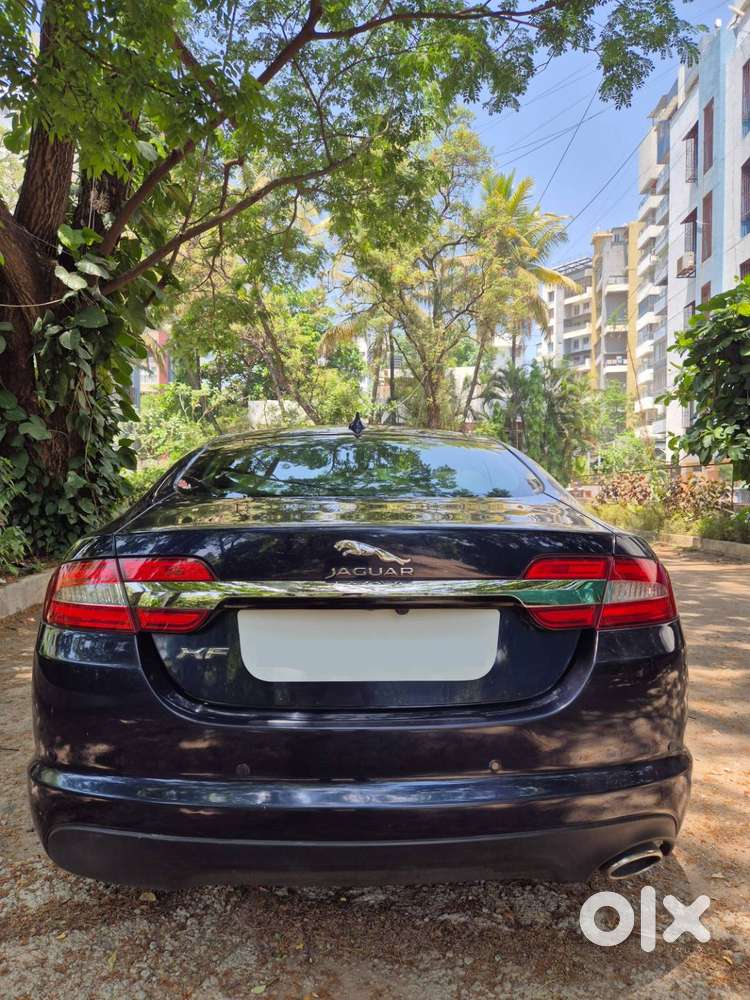Jaguar Xf (2.2 Luxury)