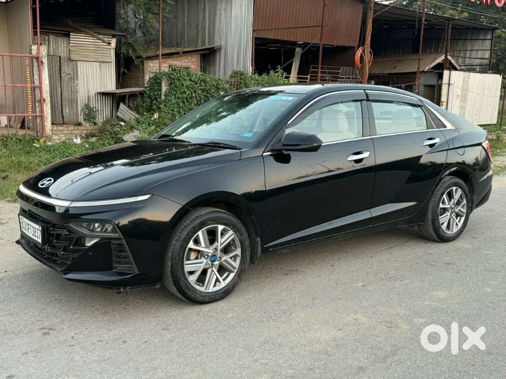 Hyundai Verna 1.5 Sx (o) Vtvt, 2023, Petrol