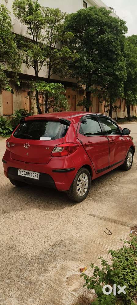 Tata Tiago, 2018, Petrol