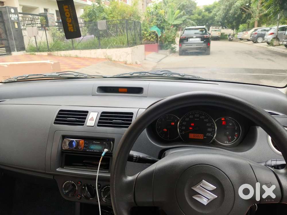 Maruti Suzuki Swift 2010