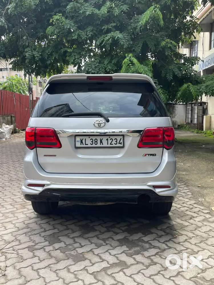 Toyota Fortuner Diesel 2012