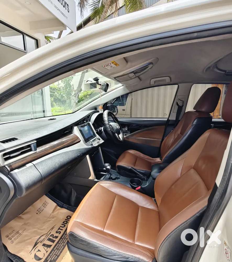 Toyota Innova Crysta 2.8z 2018