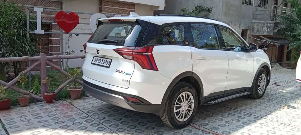 Mahindra Xuv700 2022 Diesel Well Maintained With Vip Registration