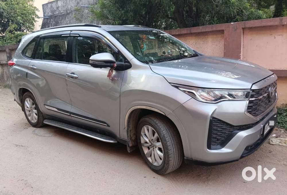 Toyota Hybrid 2023 Car