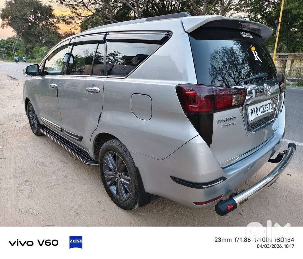 Toyota Innova Crysta [ ] 2.4 Zx At 7 Str, 2016, Diesel