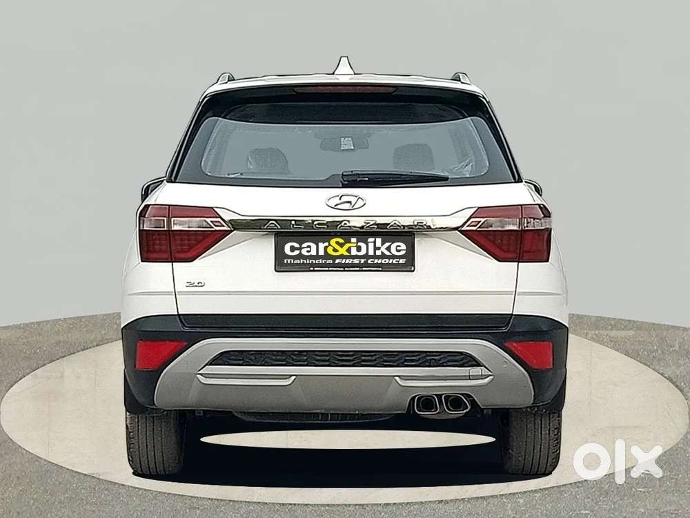 Hyundai Alcazar 2.0 Signature (o) Petrol At 6 Str, 2022, Petrol