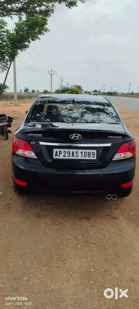 Hyundai Verna 2011 Petrol Manual 106000 Km Driven