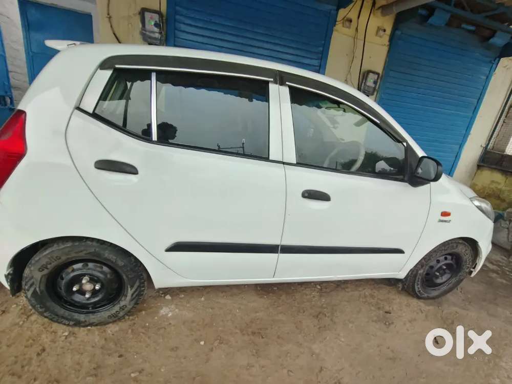 Hyundai I10 Era 2012 With Cng Kit Excellent Condition