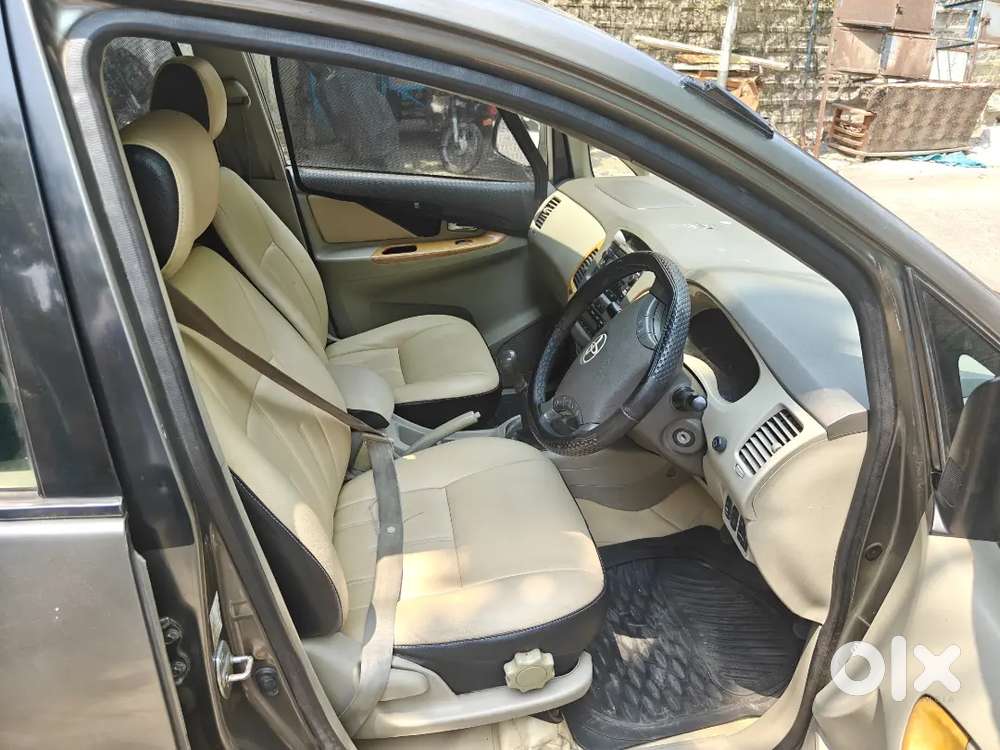 Toyota Innova 2009 Diesel 144246 Km Driven