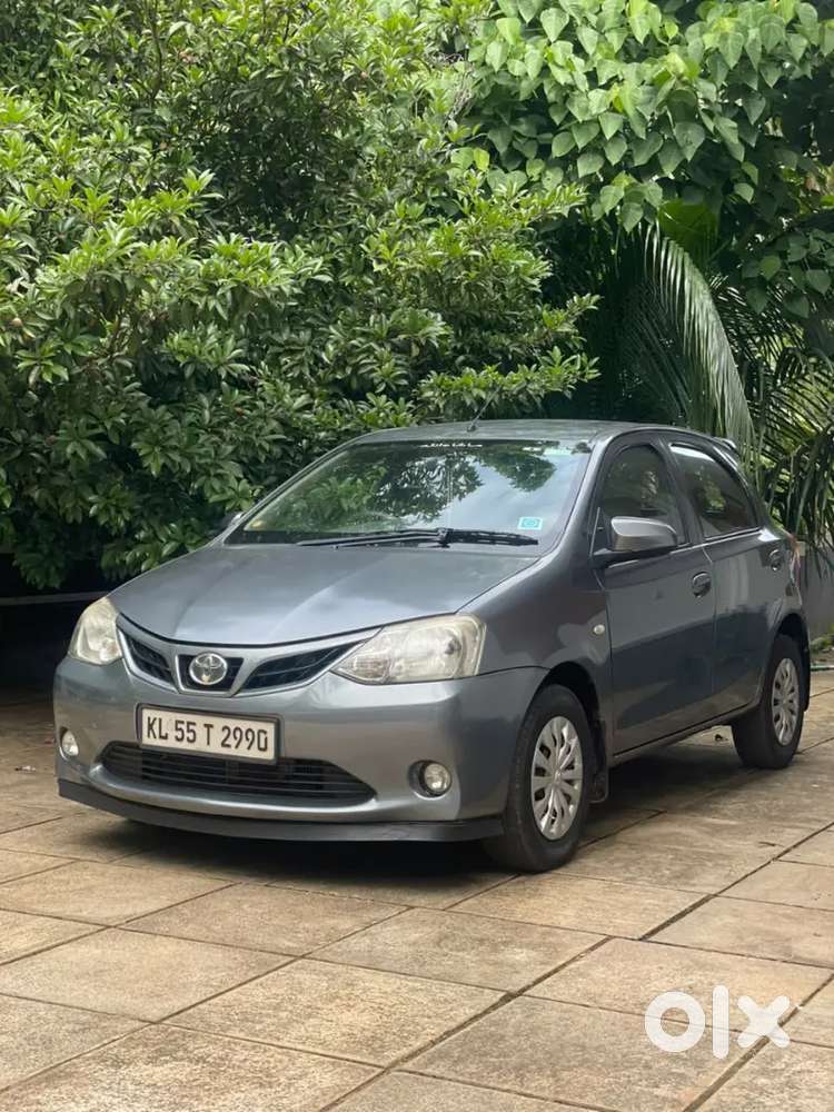 Toyota Etios Liva 2016