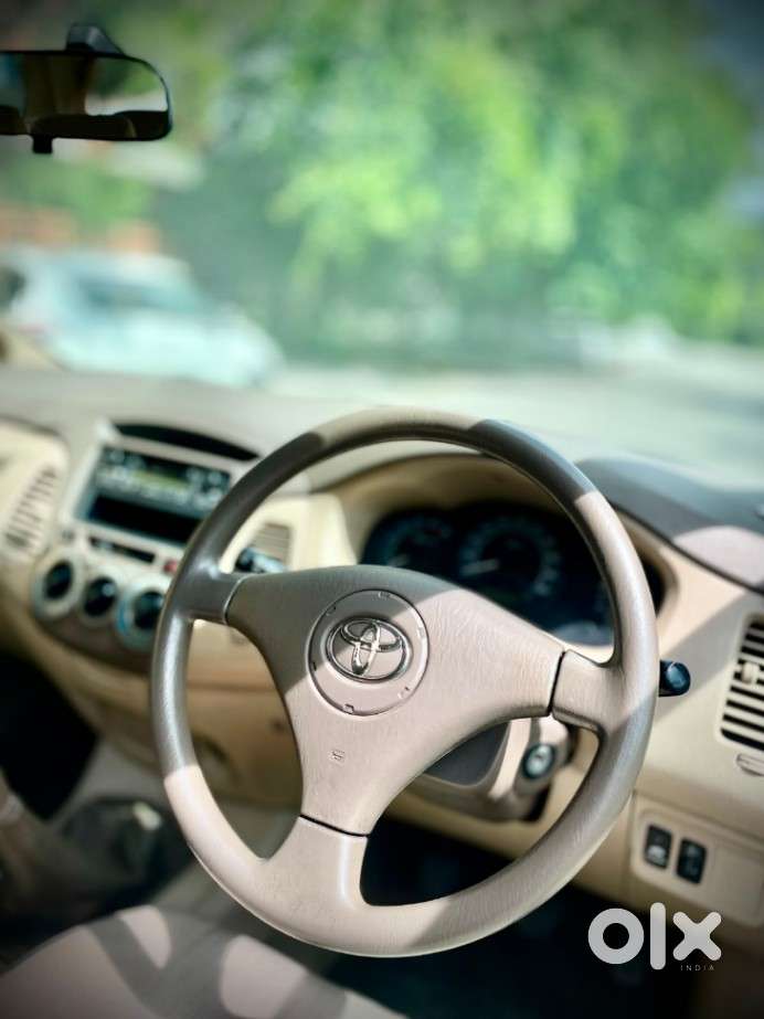 Toyota Innova 2.5 G (diesel) 7 Seater, 2005, Diesel