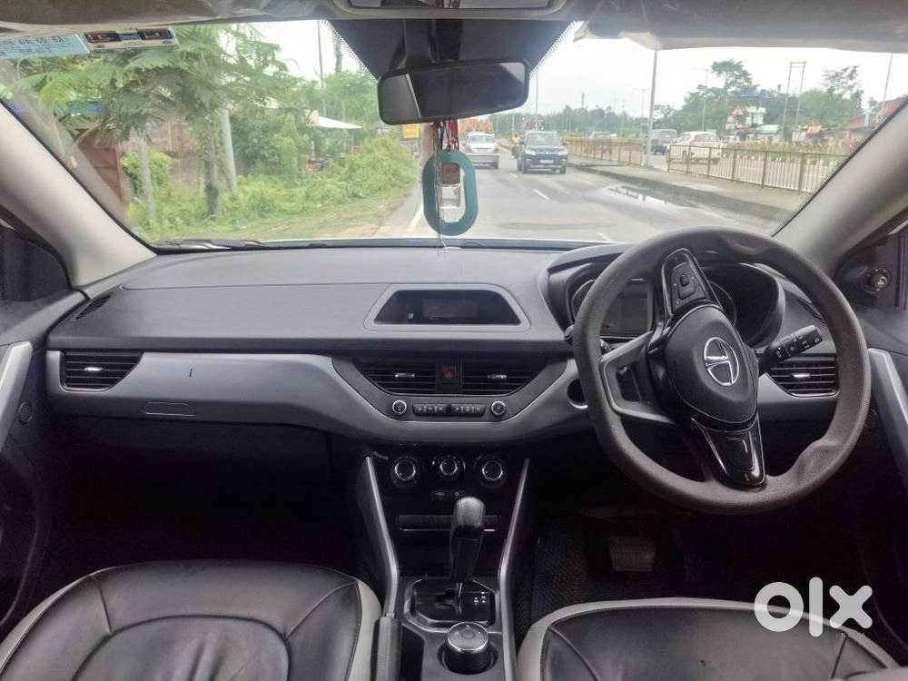Tata Nexon 1.2 Revotron Xma Amt (s), 2022, Petrol