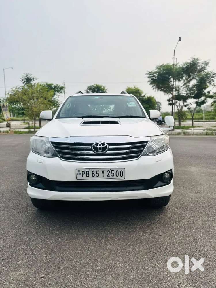 Toyota Fortuner, 2013, Diesel