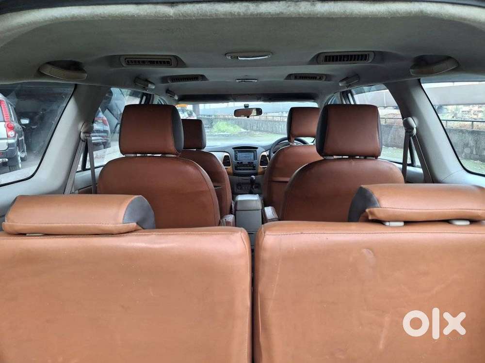 Toyota Innova 2.5 V 7 Str, 2010, Diesel