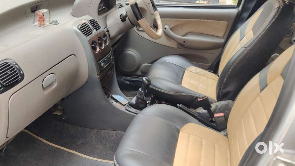 Tata Indica V2 Xeta 1.4 Gls Bsiii, 2011, Petrol