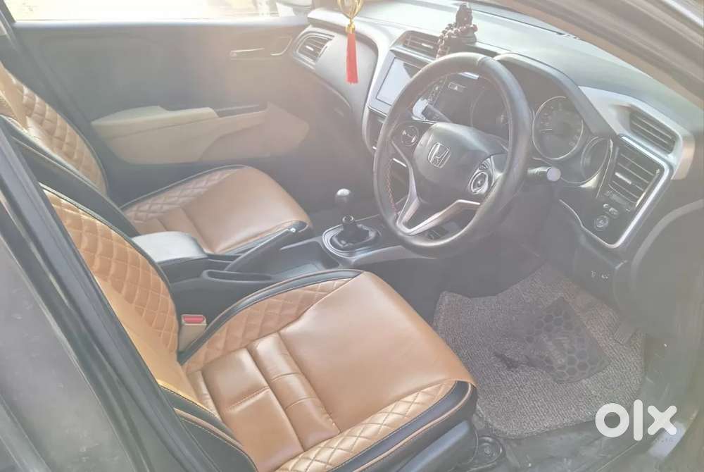Honda City 1.5 V 4th Gen I-vtec Mt, 2017, Petrol