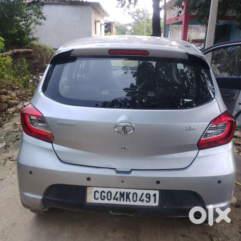 Tata Tiago Revotron 2018