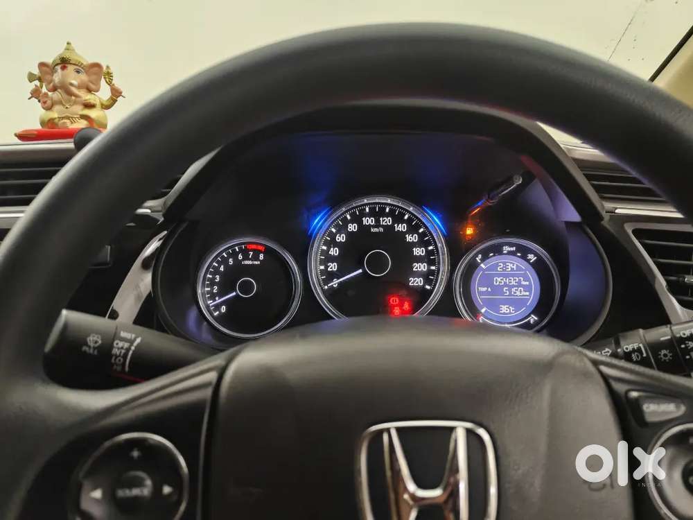 Honda City 2022 - V Model - Petrol Manual