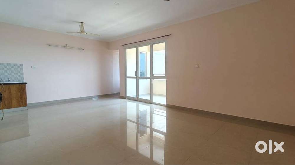 3 BHK SEMI FURNISHED FLAT IN PALAYAM 35000