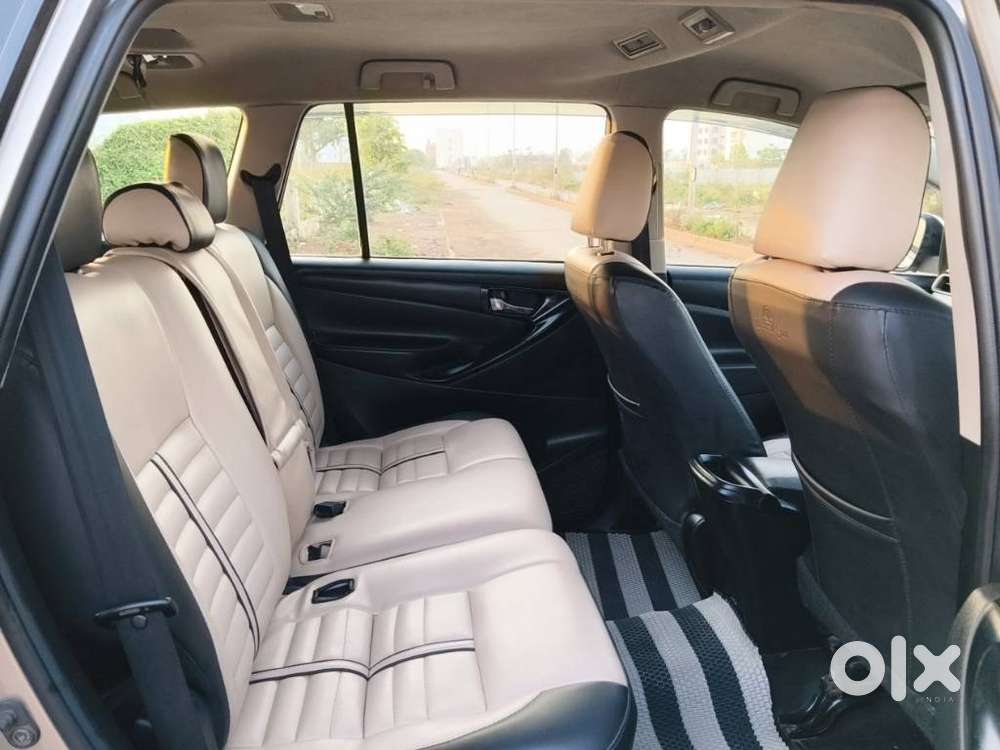 Toyota Innova Crysta 2.4 G Mt 8s, 2018, Diesel