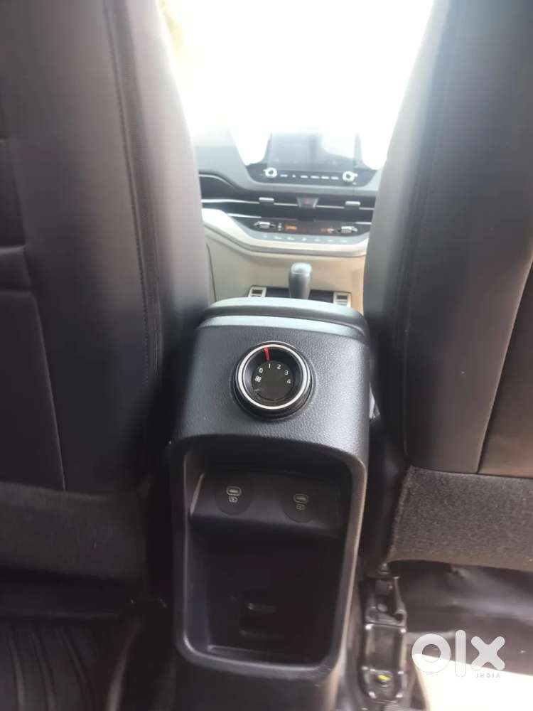 Kia Carens 1.5 Luxury Plus Diesel 7str Imt, 2022, Diesel