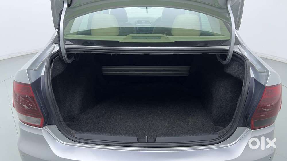 Volkswagen Vento Petrol Highline At, 2022, Petrol