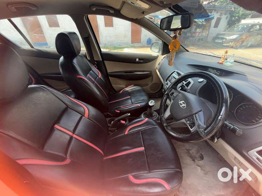 Hyundai I20 Sportz 1.4 Crdi, 2013, Diesel