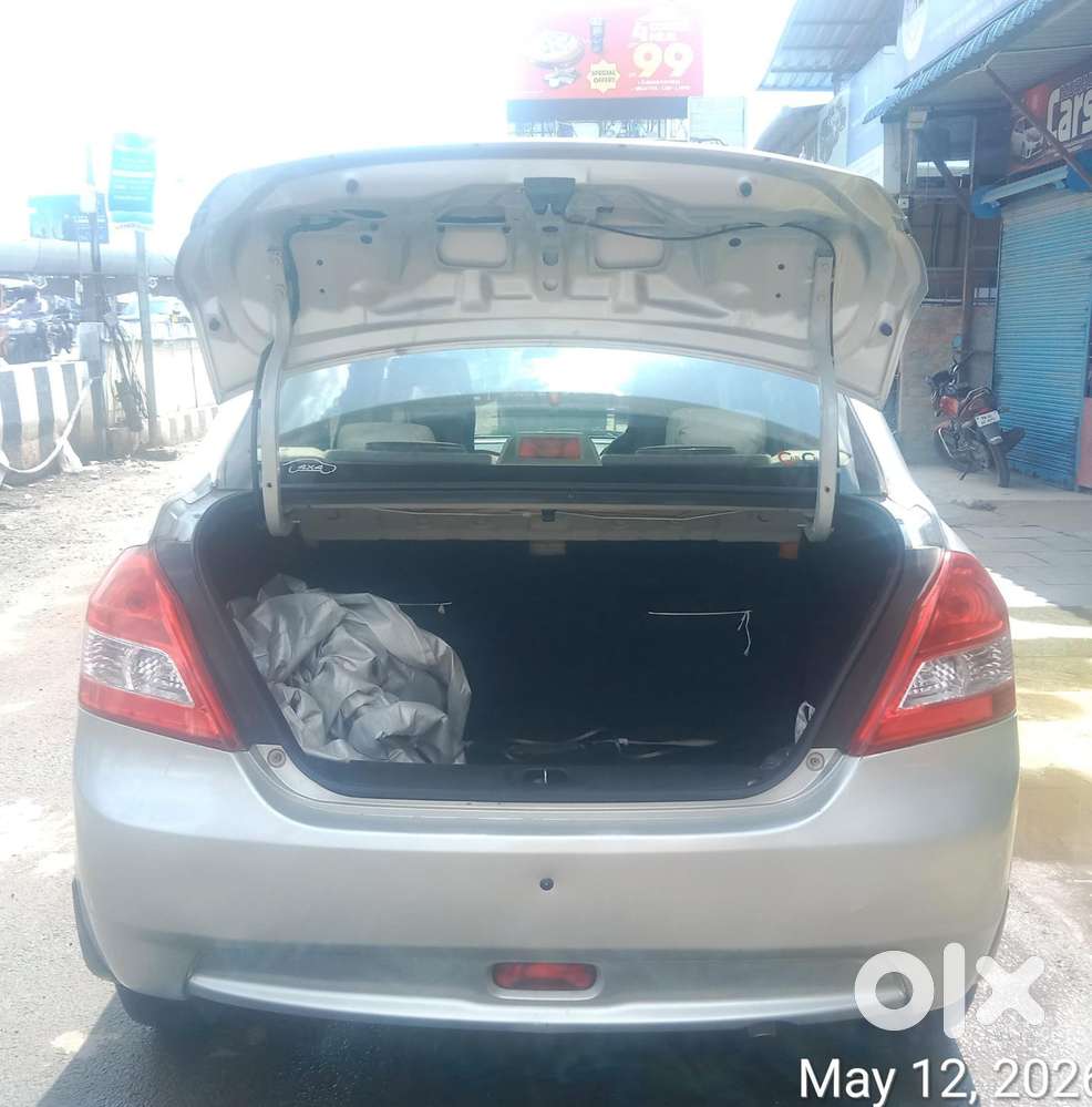 Maruti Suzuki Swift Dzire 1.2 Vxi Bsiv, 2013, Petrol