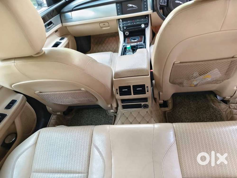 Jaguar Xf 2017 Diesel 75000 Km Driven