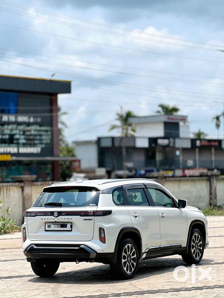 Maruti Suzuki Grand Vitara Smart Hybrid Alpha, 2023, Petrol
