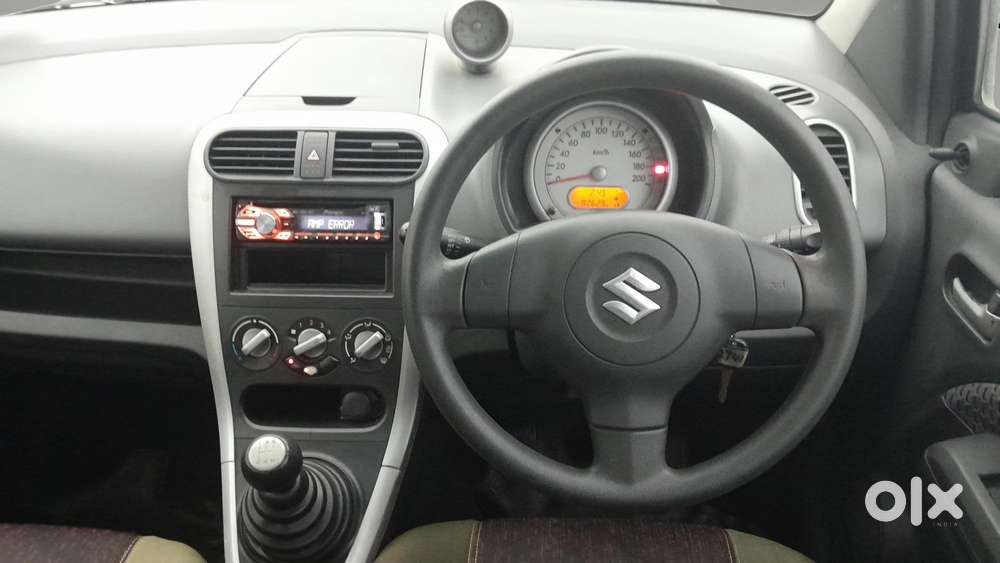 Maruti Suzuki Ritz Vxi, 2014, Petrol