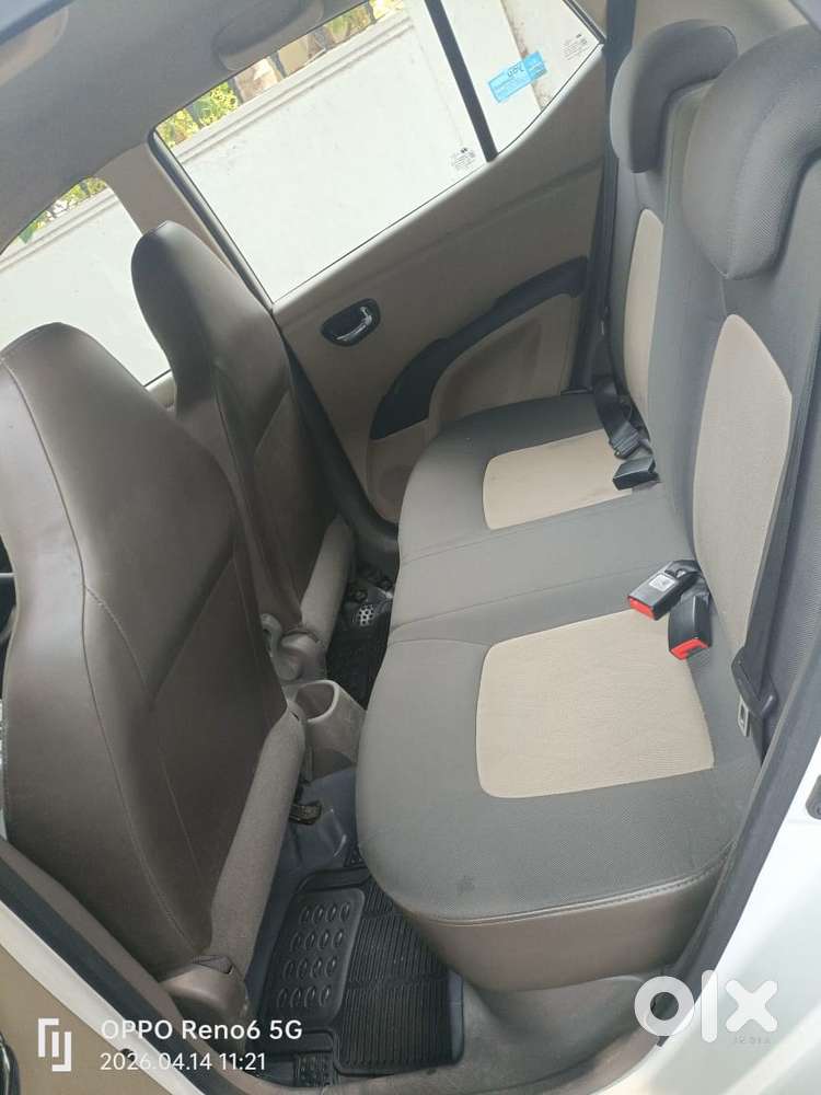 Hyundai I10 Sportz At, 2013, Petrol