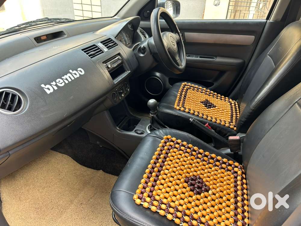 Swift Maruti Manual Petrol 2008 sports look modified