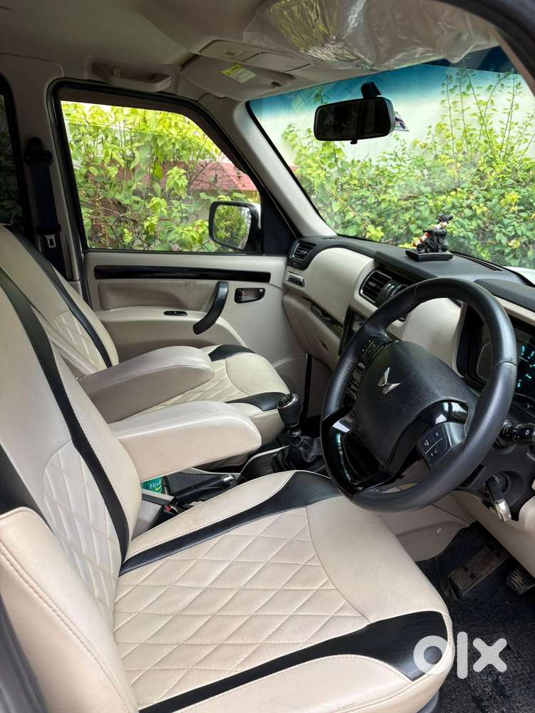 Mahindra Scorpio Classic 2.2 S 11 Mt 7 Str, 2022, Diesel
